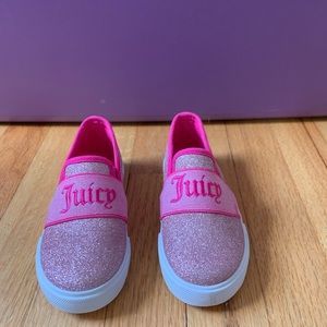 GREAT CONDITION! Juicy sneaks